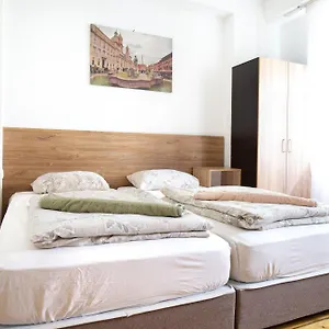 En-suite Rooms: Novа In Center 2*, Sofia Bulgaria